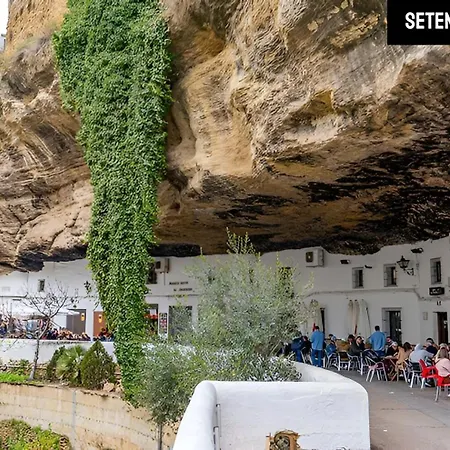 El Rincon De La Yedra Holiday home Setenil De Las Bodegas